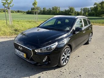 Hyundai i30, 1.6 CRDI 100kw, 1.majitel.
