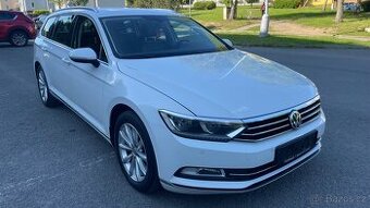VW Passat 2016 2.0tdi,110KW,MANUAL,FULL LED,KUZE,NAVI,R17