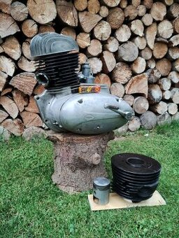 Prodám motor po GO na motocykl Jawa 250/559 panelka