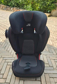 autosedacka römer kidfix III M 15-36 kg