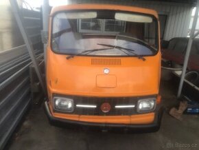 Mercedes Benz 207