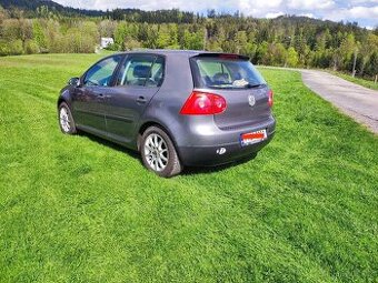 Volkswagen Golf V - 1.6 75kW