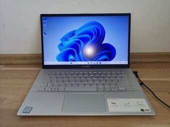Čtyřjádrový notebook Asus VivoBook X420U