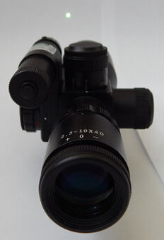 Puškohled krátký s laserem zeleným 2.5-10x40