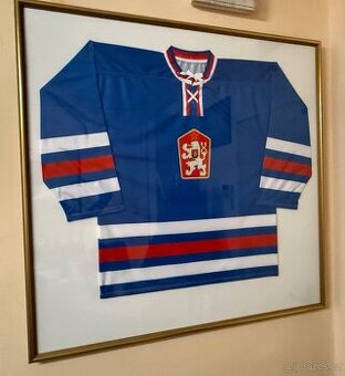 Zarámováný Československý hokejový dres - 1970 - 1980.