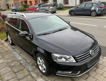Vůz na náhradní díly VW Passat B7 kombi 2012 CFGB NJD LC9X