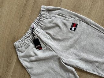 Tommy Hilfiger baggy tepláky, vel M-L, nové