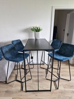 Barové židle a barový stůl