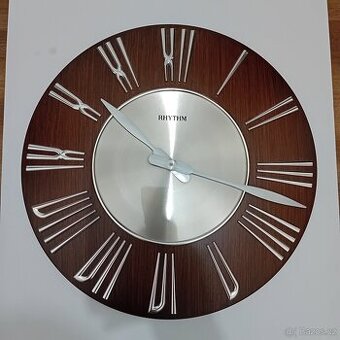 Prodám hodiny RHYTHM