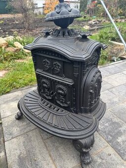 Litinová kamna z roku 1870