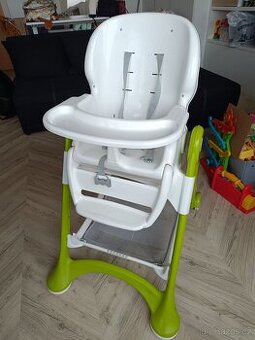 Skládací jídelní židlička