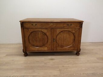 Stará stylová komoda - originál po renovaci