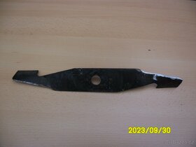 strunovou sekačku a  sekací lištu