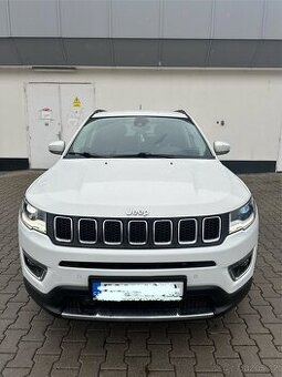 Jeep Compass Limited 1.3 T-GDi (110 kW)  Najeto: 33 000 km