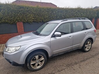 Subaru Forester 2.0 D 4x4 - nové ČR - 1 majitel - tažné - - 1
