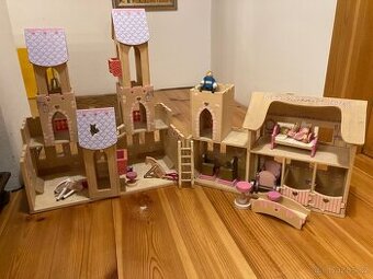 Dřevěný hrad pro děti