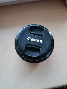 Pevný objektiv Canon 50mm