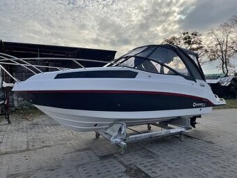 Motorova kajutova loď