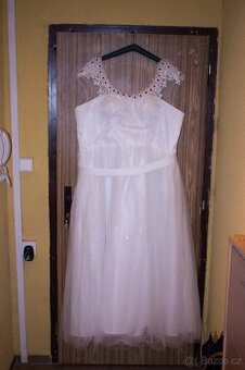 Svatební šaty plus size