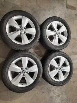 Alu kola orig.Škoda Octavia III letni pneu.