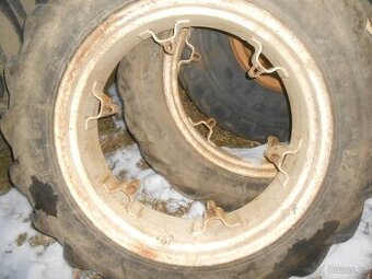 kolo 12,4/11-32 2 kusy - 1