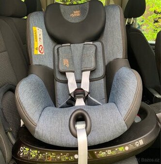 autosedačka Britax Römer Dualfix 2R