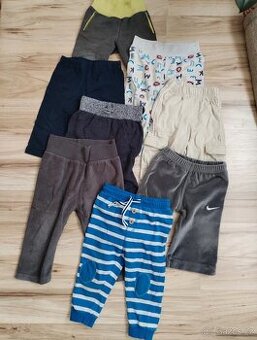 Balík oblečení velikost 80