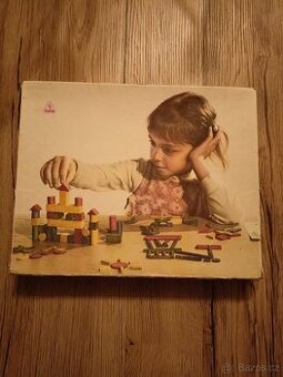 Dřevěná retro stavebnice