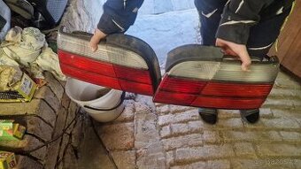 BMW E36 - zadni svetla