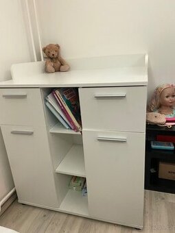 Přebalovací komoda