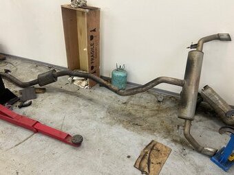 Výfuk BMW X5 E70 LCI 4.0d sport