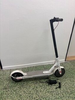 Elektrická koloběžka Xiaomi M365