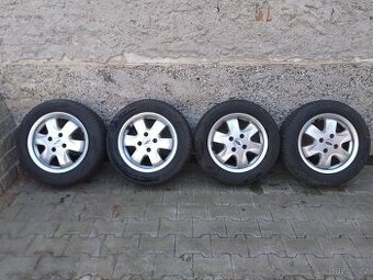 Sada obutých Al disků Ford