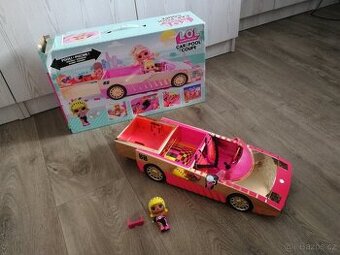 L. O. L. Suprice auto s bazeném a tanečním parketem