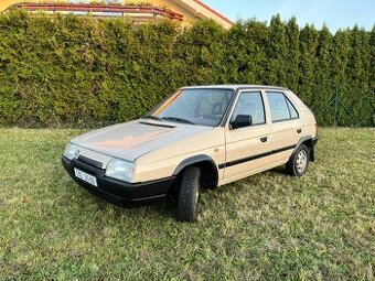 ŠKODA FAVORIT 136L - 1989