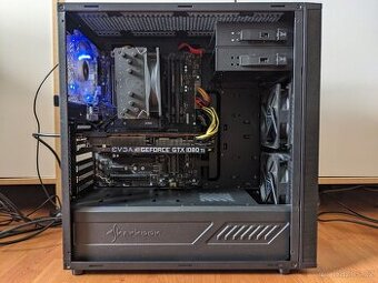 PC i7 7700, GTX 1080 Ti, 24 GB RAM, 2,2 TB storage, Wi-Fi