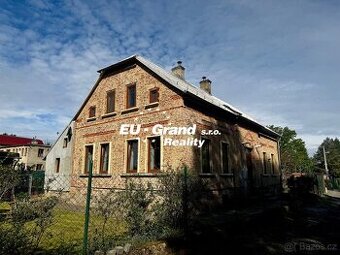 Prodej rodinného domu se 4 byty – v obci Chřibská, vhodné pr