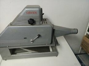 Projektor - 1