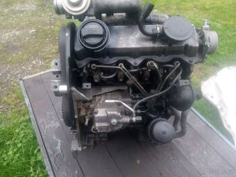 Motor Octavia ALH 66 kw na dily