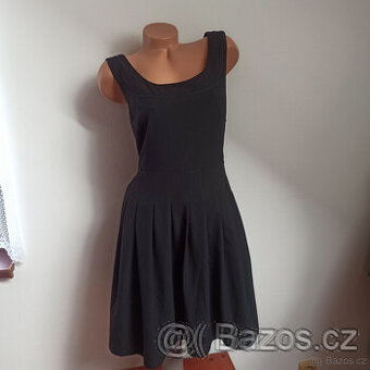 dámské elegantní šaty 40 - 42 TOP STAV
