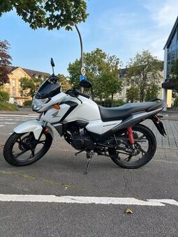 Honda CB 125 F