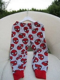 Spiderman chlapecké bavlněné šedočervené kalhoty vel. 104 -