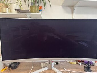 Philips Evnia 34M2C8600 – OLED zakřivený 34" monitor