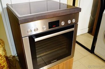 Bosch nerezový vestavný sporák HEB33D350