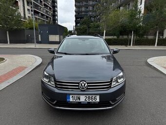 Volkswagen Passat B7 2012 2.0 TDI