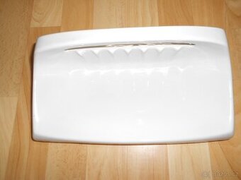 Porcelánová mýdlenka.