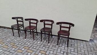 Celodřevěná křesílka THONET po renovaci