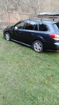 Subaru Legacy 2,0L Benzin   RV 2015/10 110kw.Mountain sport