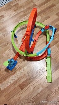 Hot Wheels Extrémní hyper smyčka HTK16