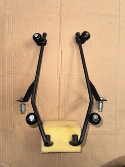 Kymco Agility 50 4T e5 orig. držáky předního štítu